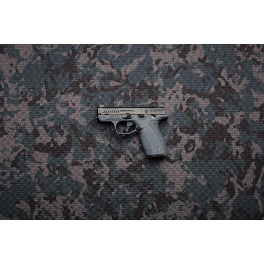 14539-sw-pistol-Beauty_05